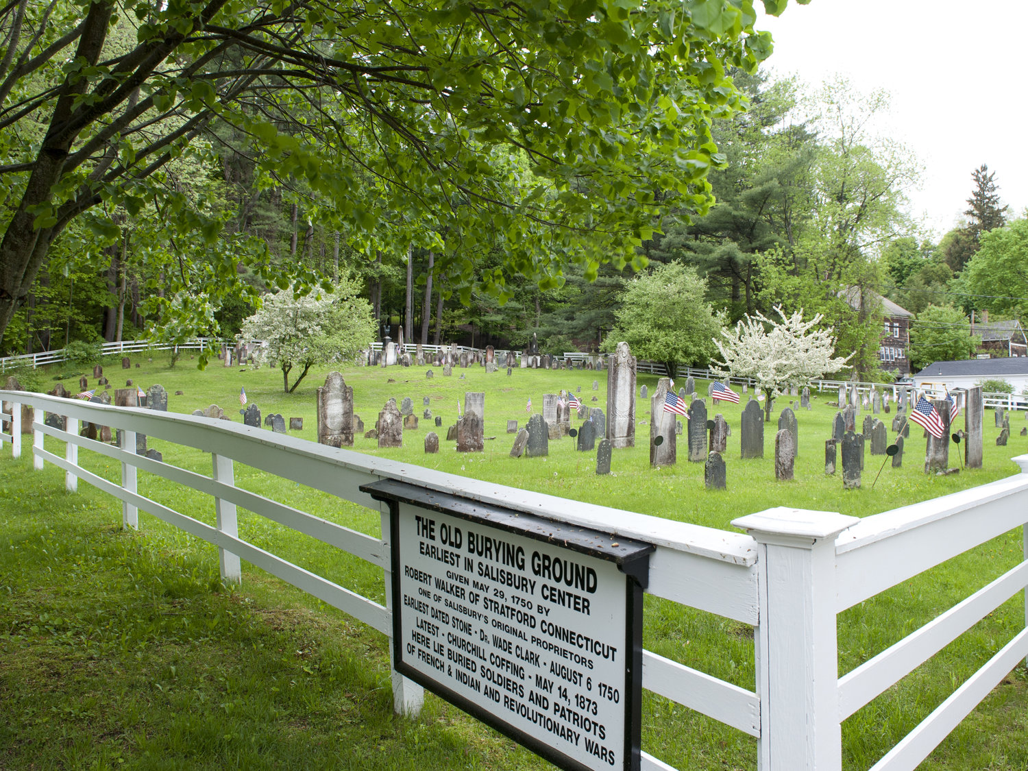 Town Hall & Old Burying Ground